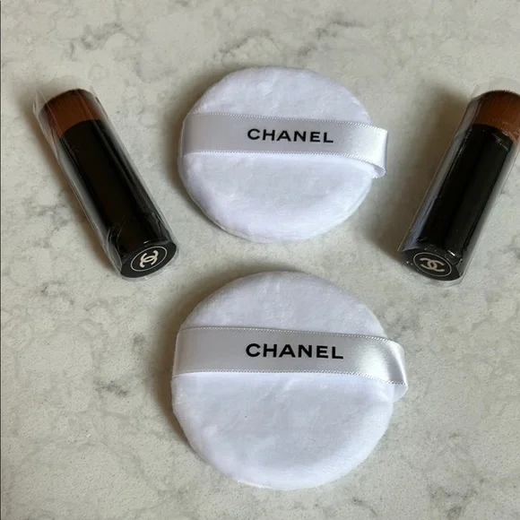 CHANEL Lipstick Beauty Bundle - Picture 5 of 6